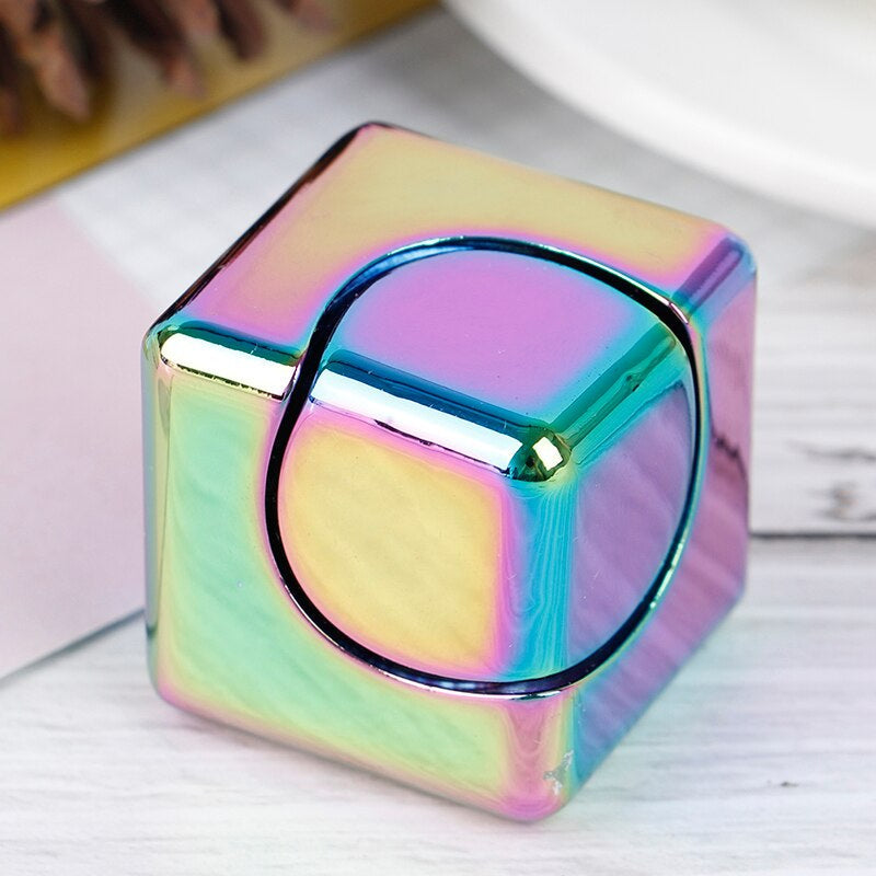 Cub multicolor interactiv, pentru relaxare, Fidget Spinner